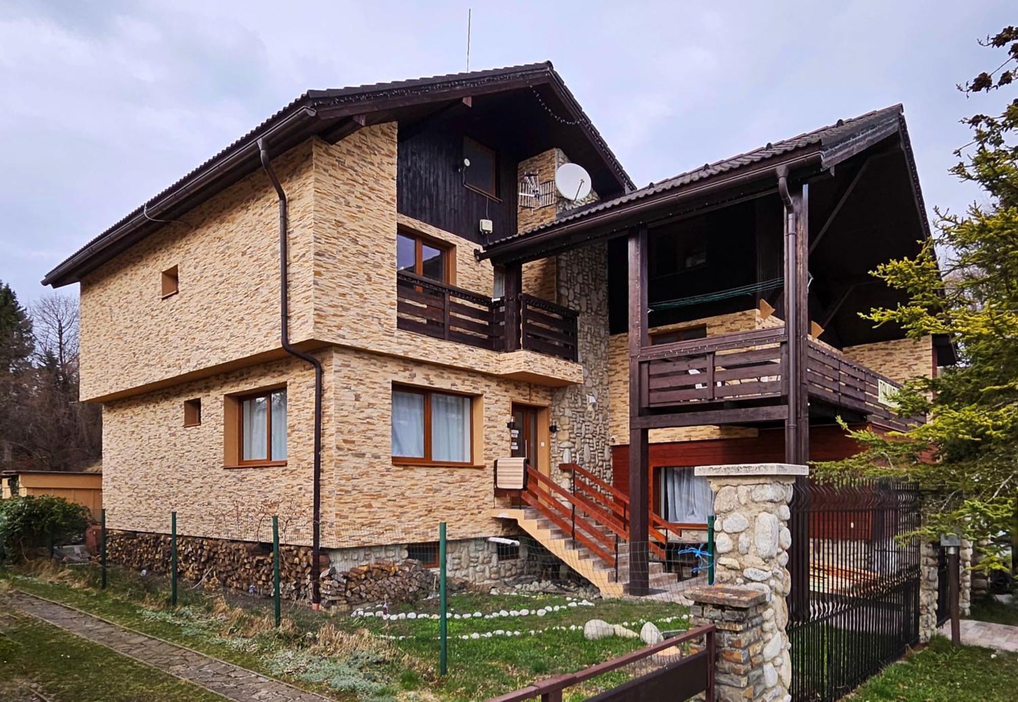 Отель Penzion Toliar Стара-Лесна Экстерьер фото