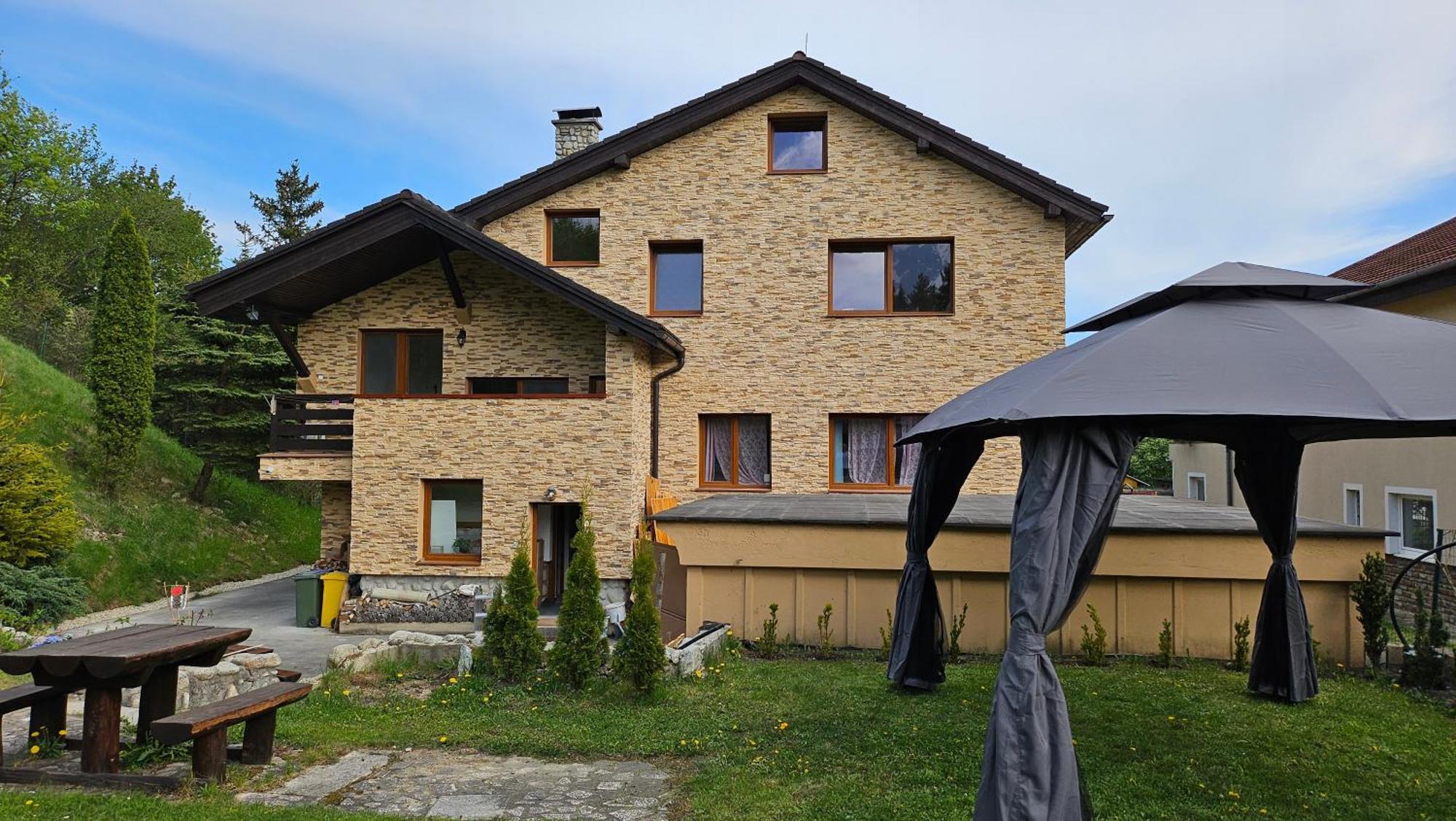Отель Penzion Toliar Стара-Лесна Экстерьер фото
